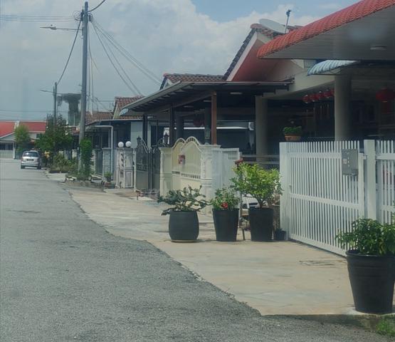 Single Stoery Renovated House Butterworth 1