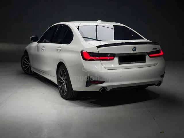 2022 BMW 320i Sport Sedan (A) - 3