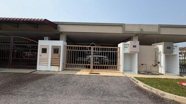 Rumah Sewa Lukut Port Dickson 1