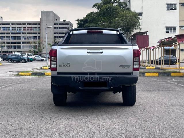 2020 Isuzu D-MAX 4X4 1.9L (M) FULL LOAN / ONE OWNE - 4