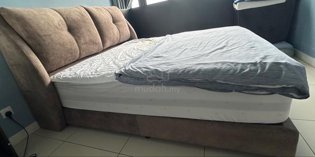 Queen Size Upholstered Bed Frame – Beige/Taupe - photo 2 of 6