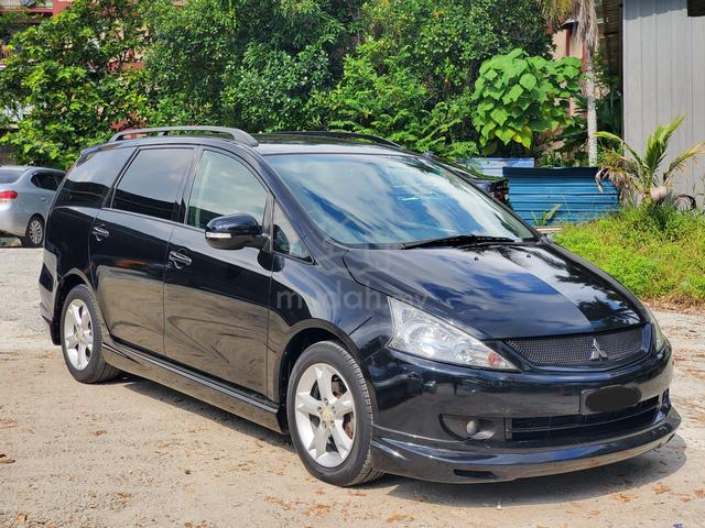 2011 Mitsubishi GRANDIS 2.4 MIVEC ENHANCED (A) - 1