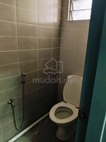 Bandar Puteri Puchong Office Space for rent ! 2