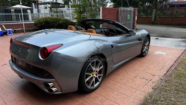 2009 Ferrari California - 3