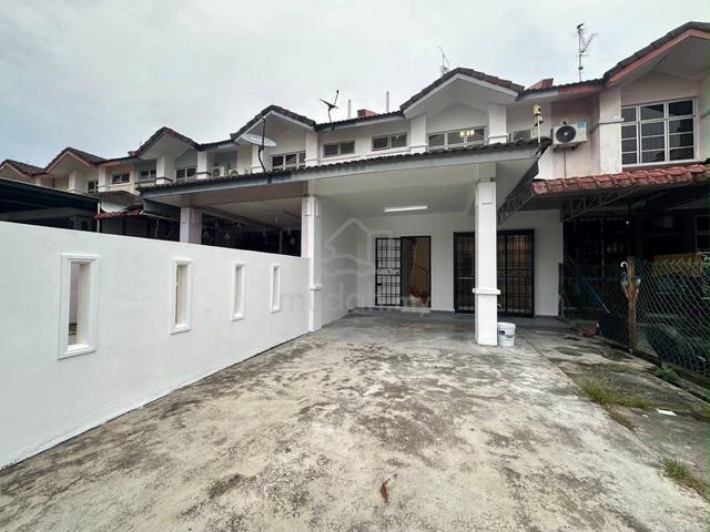 Fully Extended Double Storey Mutiara Rini Jalan Jasa for Sale 1