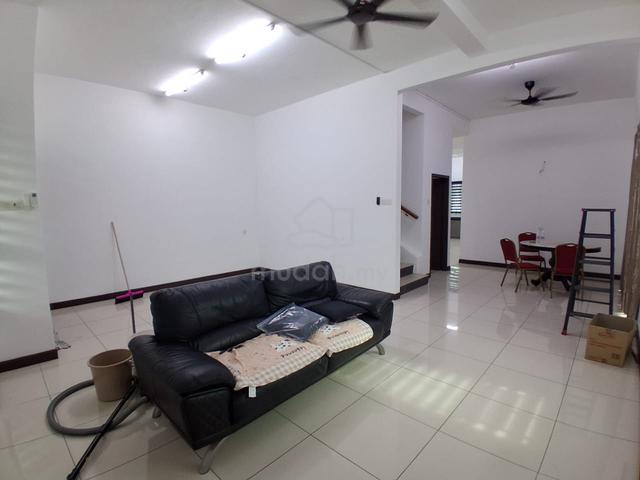 Partially Furnish Corner Double Storey Terrace Taman Rakyat Mergong 1