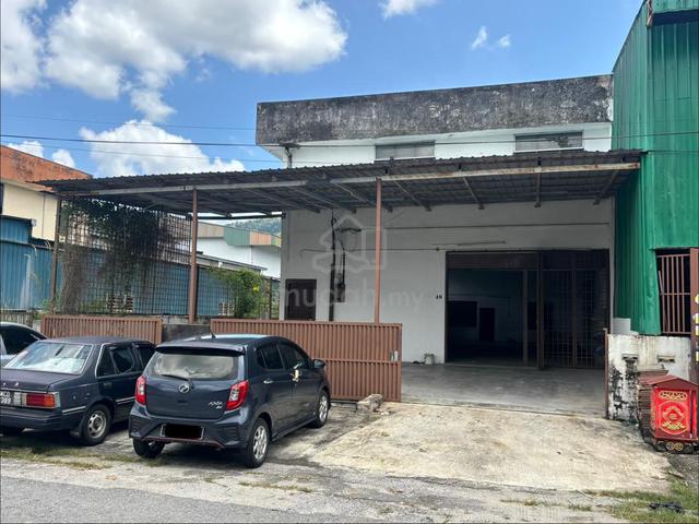 1.5 Storey Semi-D Factory For Rent, Menglembu, Ipoh 1