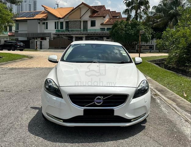 2015 Volvo V40 1.6 T4 (A) - 1