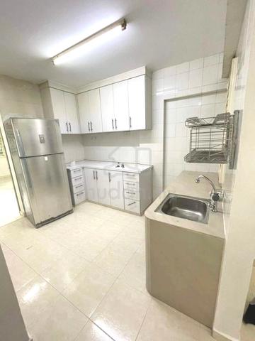 Flat Unit 3 Room 2 Bath @ Taman Ehsan Jaya, Johor Bahru 1