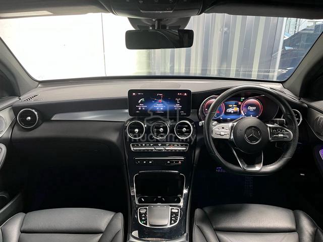 Mercedes Benz GLC300 COUPE AMG LINE Low Mileage - 5