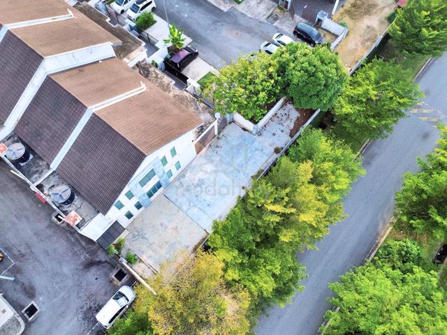 Corner Lot Double Storey Terrace House Taman Bangi Avenue Kajang 1