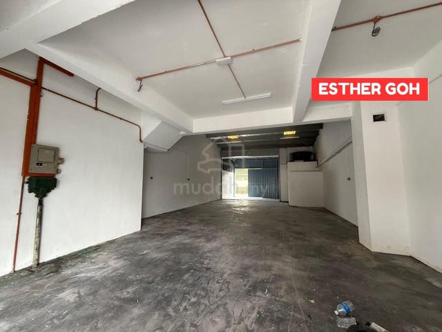 1.5 Storey Terrace Industrial Factory For Rent @ Permatang Tinggi 1