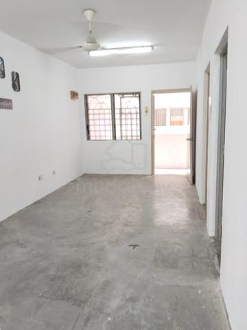 Pangsapuri Teratai L8 1