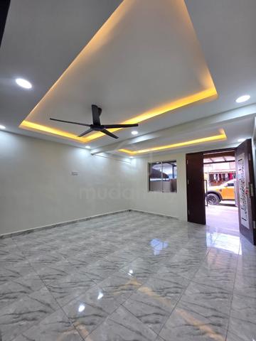 For Sale Jalan Bayan 33 Taman megah ria 3