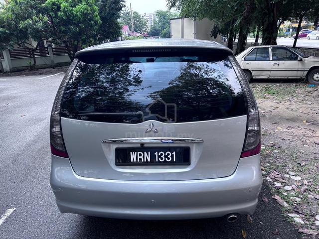 2008 Mitsubishi GRANDIS 2.4 FACELIFT (A) like new - 5