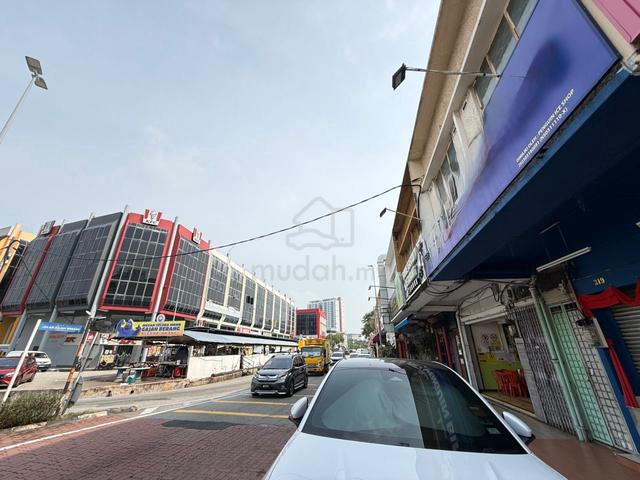 Melaka Gajah Berang Double Storey Shoplot Facing Main Road 1