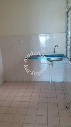 Idaman Senibong Apartment 4