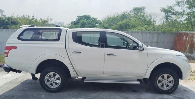 2015/2016 Mitsubishi Triton 2.5 4x4 5-speed auto - 5