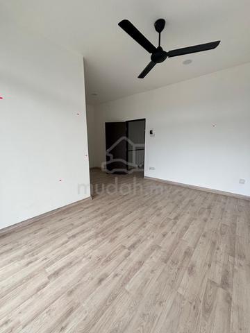 Renovated Kampung Seri Aman Double Storey Rent Tekali at Puchong Prima 5