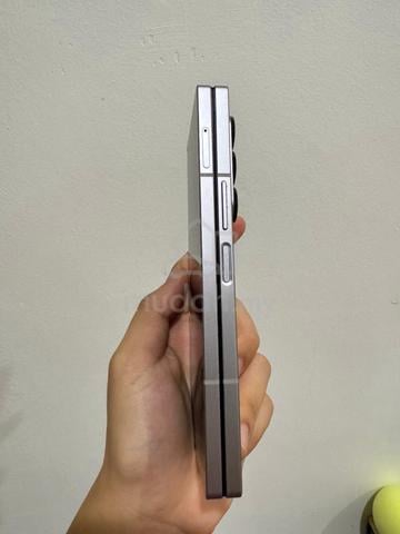 Carousel Image