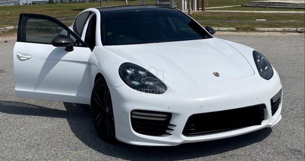 2010 Porsche PANAMERA 3.6 4 970 (A) - 2