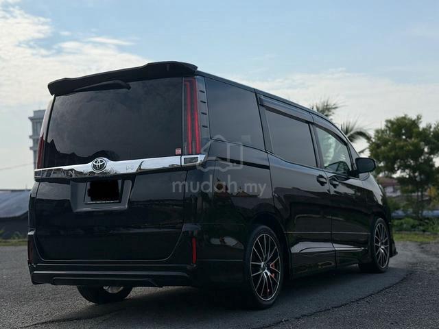 2019 Toyota NOAH 2.0 WXB (A) - 4