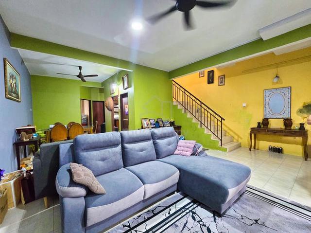 [CANTIK,MURAH] 2 Storey Terrace Taman Seri Dagang Banting 1