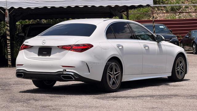 2022 Mercedes Benz C200 1.5 AVANTGARDE AMG LINE - 2