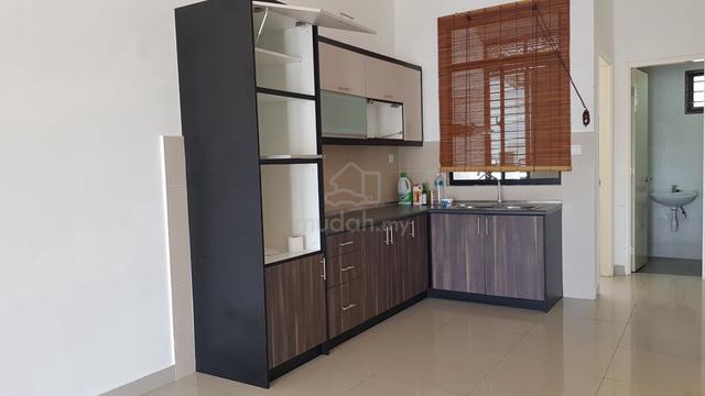 Bandar Seri Coalfields Facing Garden with Kitchen Cabinet & Wardrobe! 1