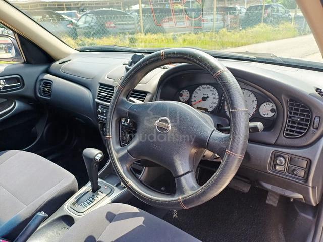 2010 Nissan SENTRA 1.6 SPORT COMFORT N16A (A) - 5