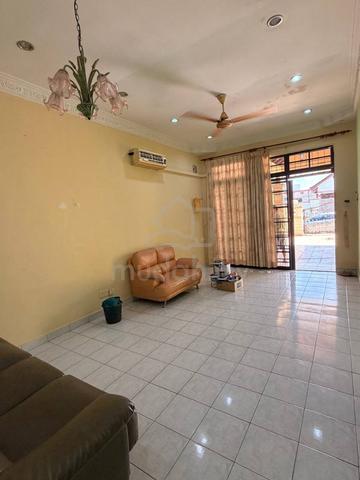 Ulu Tiram / Pelangi Indah / Jalan Lawa ( Single Storey House )For Rent 1