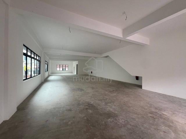 Desa Cemerlang Jalan Rawa, Ground Floor Corner Lot, 30x98sf Face Road 1