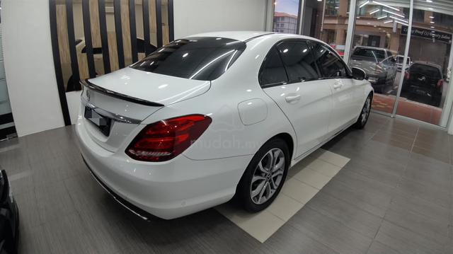 Mercedes Benz C180 1.6 (A) Year 2018 - 4