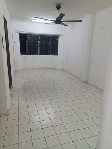 Apartment Permai (Damansara Damai) 1