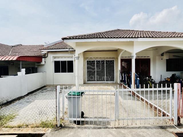 TERES 1 TINGKAT | TAMAN PAHLAWAN SUNGAI UDANG MELAKA | Freehold 1