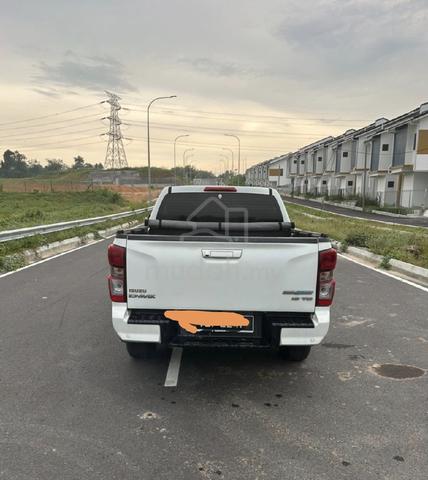 2023 Isuzu D-MAX 1.9 AUTO PLUS MY21 UPDATED (A) - 3