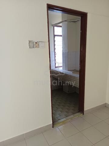 2 storey terraced house at Taman Bukit Maluri Kepong KL for rent 3