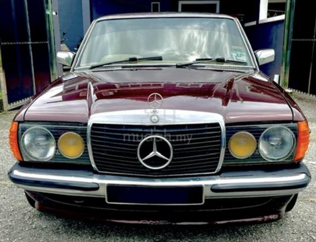 Mercedes Benz 230E - 4