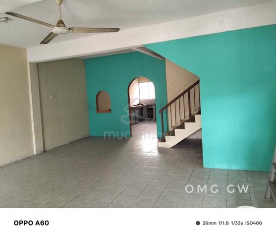 Taman Sentosa Klang 2 Storey House 20x60 4R3B Kitchen Table top Rent 1