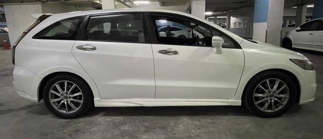2013 Honda STREAM 1.8 I-VTEC RSZ FACELIFT (A) - 3