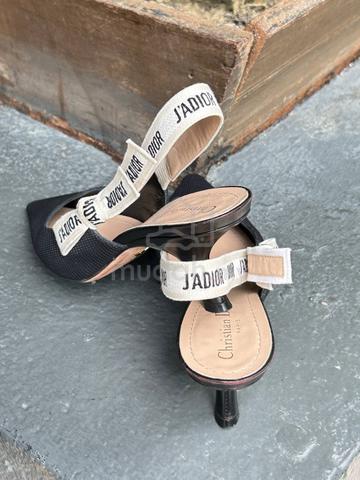 Carousel Image
