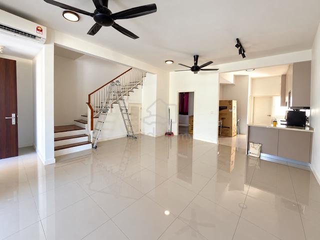 [22x60] 2 Sty RENOVATED House , Garland 2 , Kota Emerald , Rawang 1