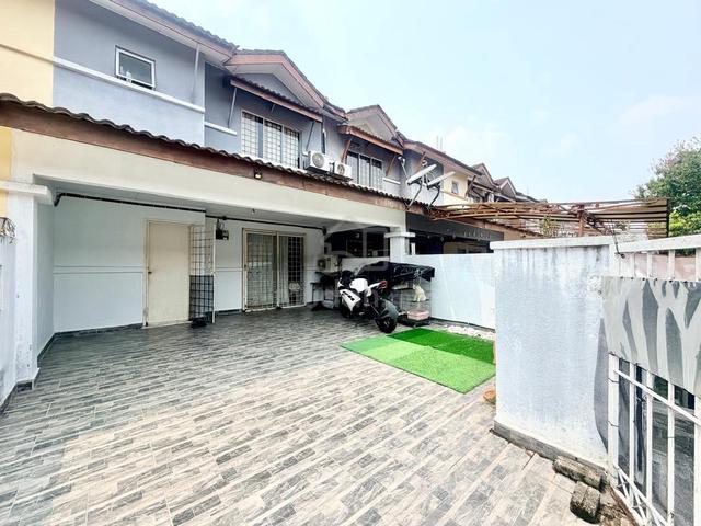 Double Storey Terrace Bandar Saujana Putra SP7 1