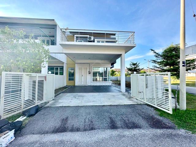 Gates & Guarded Corner Lot Teres 2 Tingkat Taman One Krubong Melaka 1