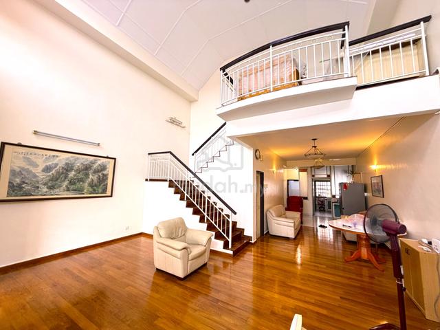 1.5 Storey Terrace House Like New Pelangi Indah 1