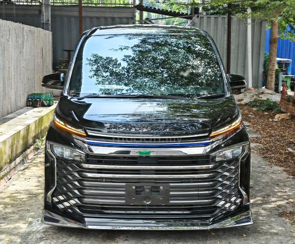 2023 MODELLISTA STYLING 17K+ KM Toyota VOXY SZ 2.0 - 2
