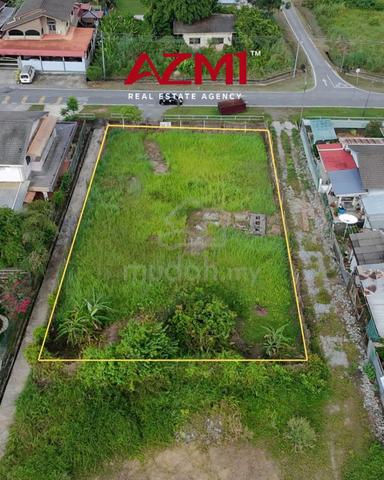 Land ๐Jalan Pisang Barat, Kuching 1