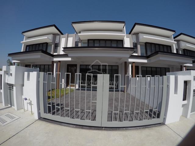 2-storey Terraced House For Sale 1