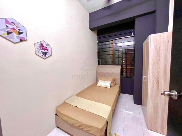 Fully Furnished Small Room for Rent | Working Adults/Student is Welcom 1