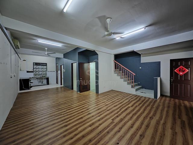 Desa Tebrau, 2 Storey Terrace House 1